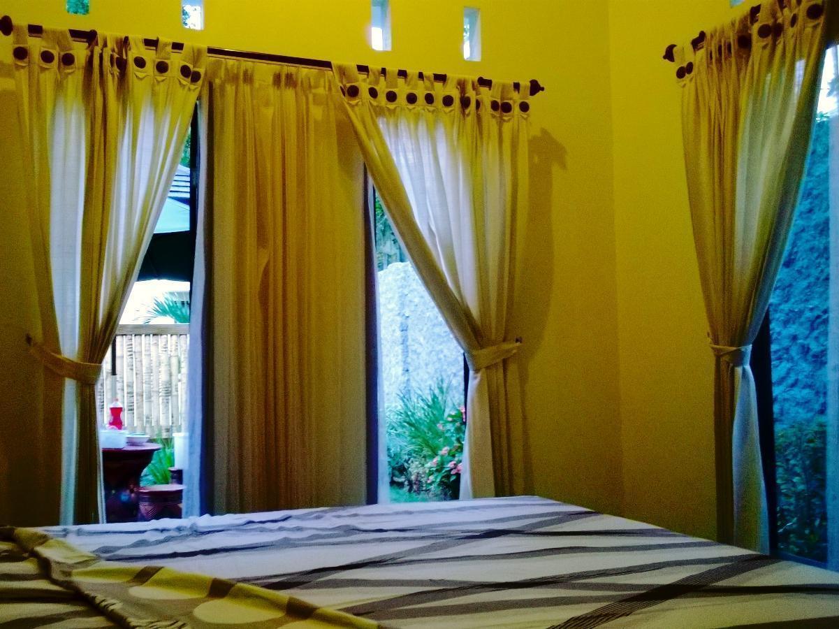 Shu Villa Lombok Kuta  Exterior foto