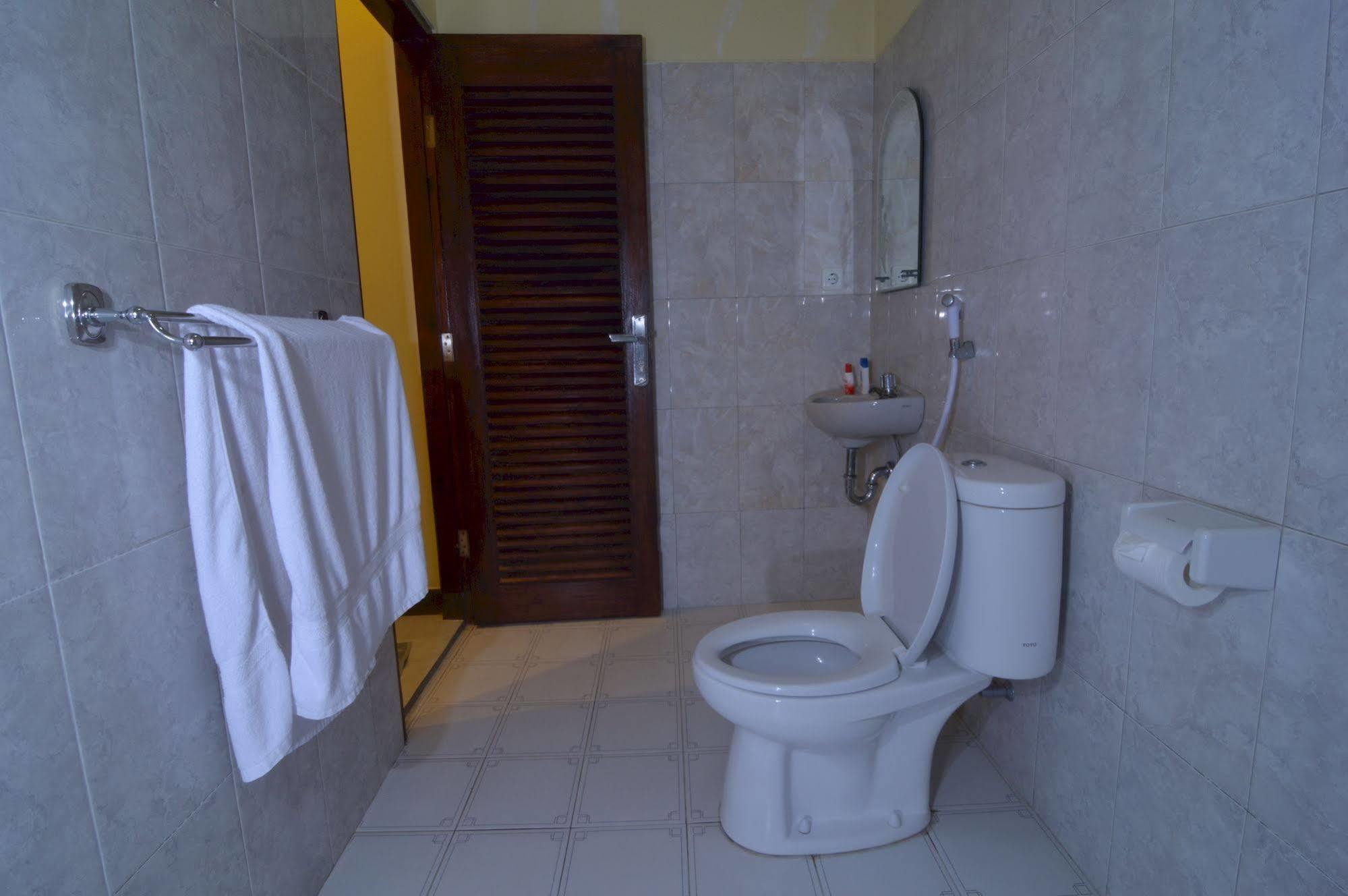 Shu Villa Lombok Kuta  Exterior foto